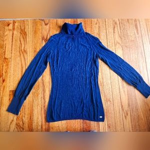 Women's turtleneck shirt,  Jennifer Lopez, Size Medium